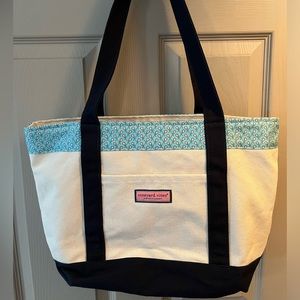 Vineyard Vines Classic Tote - Lacrosse Pattern